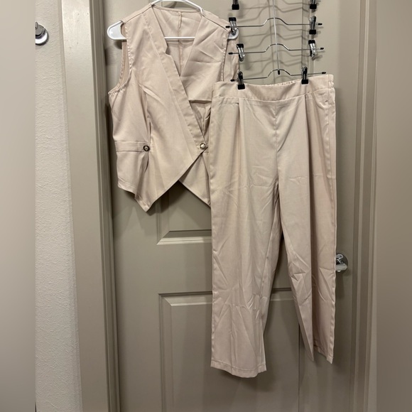 Apricot Suit Vest - Lightweight Solid Khaki Cream 2-Piece Pants Set Size 12 NWOT - Picture 10 of 13